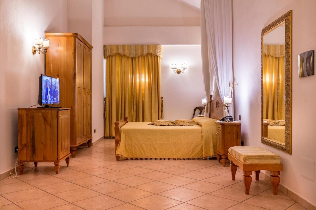 Tenuta Sciacca Villa Falciano del Massico ภายนอก รูปภาพ
