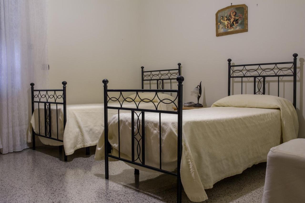 Tenuta Sciacca Villa Falciano del Massico ภายนอก รูปภาพ
